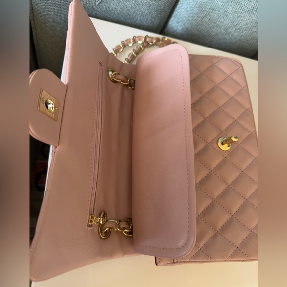 Chanel Lambskin Quilted Jumbo Double Flap - Picture 6 of 10